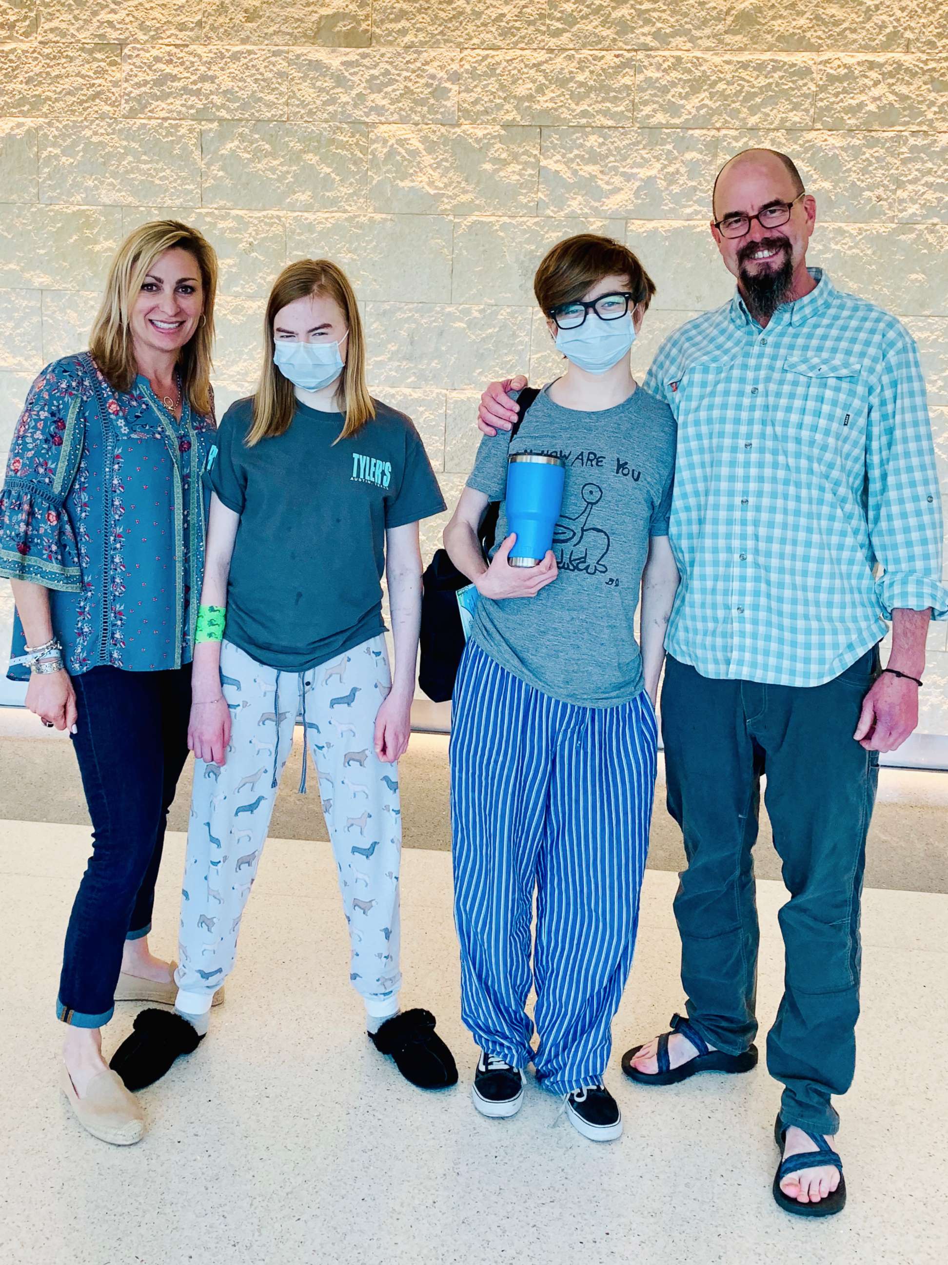 PHOTO: John Ben Shepperd, 18 and Ava Shepperd, 14, underwent kidney transplant surgeries at the same time at University Hospital in San Antonio, Texas, on May 3. 