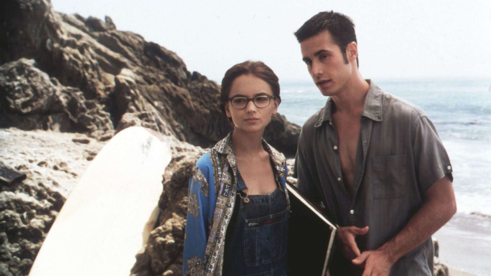 PHOTO: Rachael Leigh Cook and Freddie Prinze Jr. are shown in a scene from the movie, "She's All That."