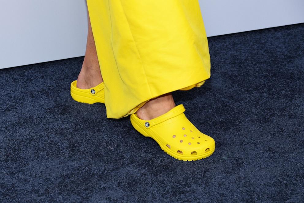 PHOTO: Brooke Shields shows her shoes at the 77th Annual Tony Awards at David H. Koch Theater at Lincoln Center on June 16, 2024 in New York City.