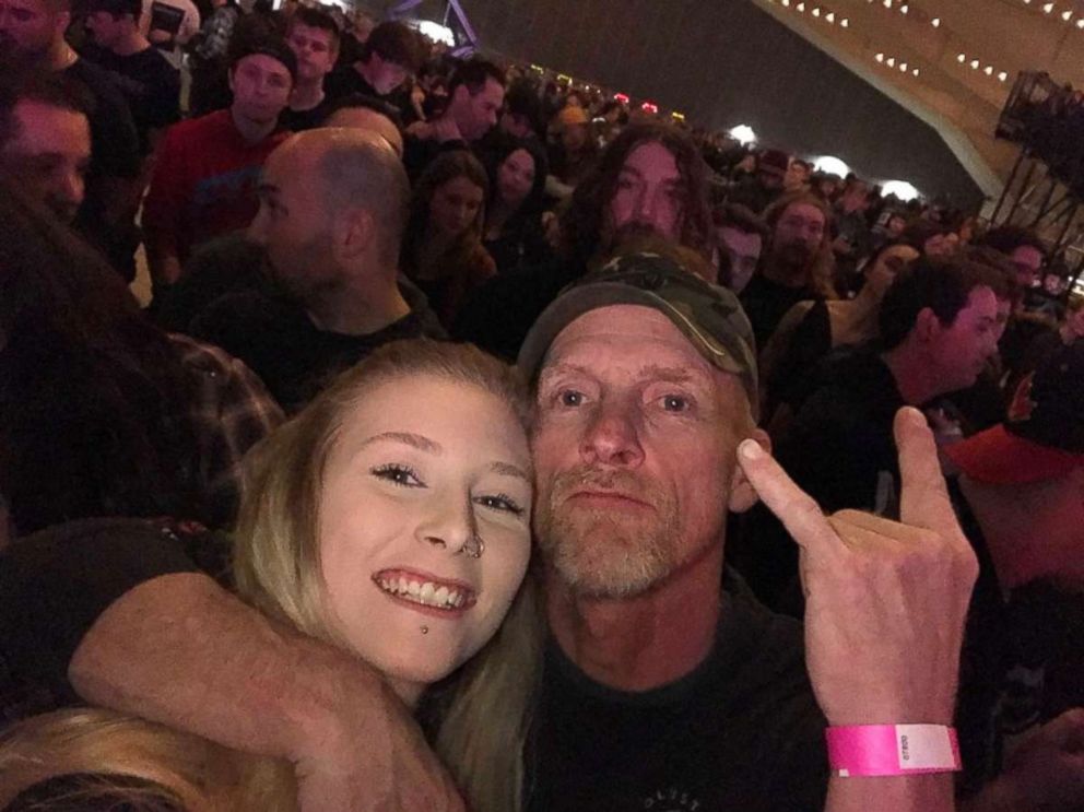 PHOTO: Karri Carberry, 19, and her dad Darrin Carberry were rocking out together when a fellow concert goer captured the moment. It's been viewed 17 million times.