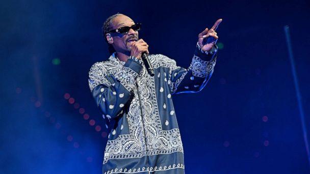 Dr. Dre, Snoop & Mary J. Blige at Super Bowl Halftime Press Conference –  Billboard