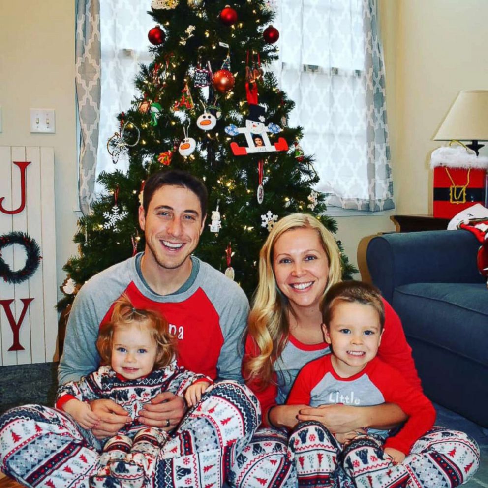 PHOTO: Neil Lesinski of Cary Grove, Ill., poses for a photo on Dec. 25, 2018, with his wife Sara Lesinski and two children, Leo, 3 and Ella, 1.