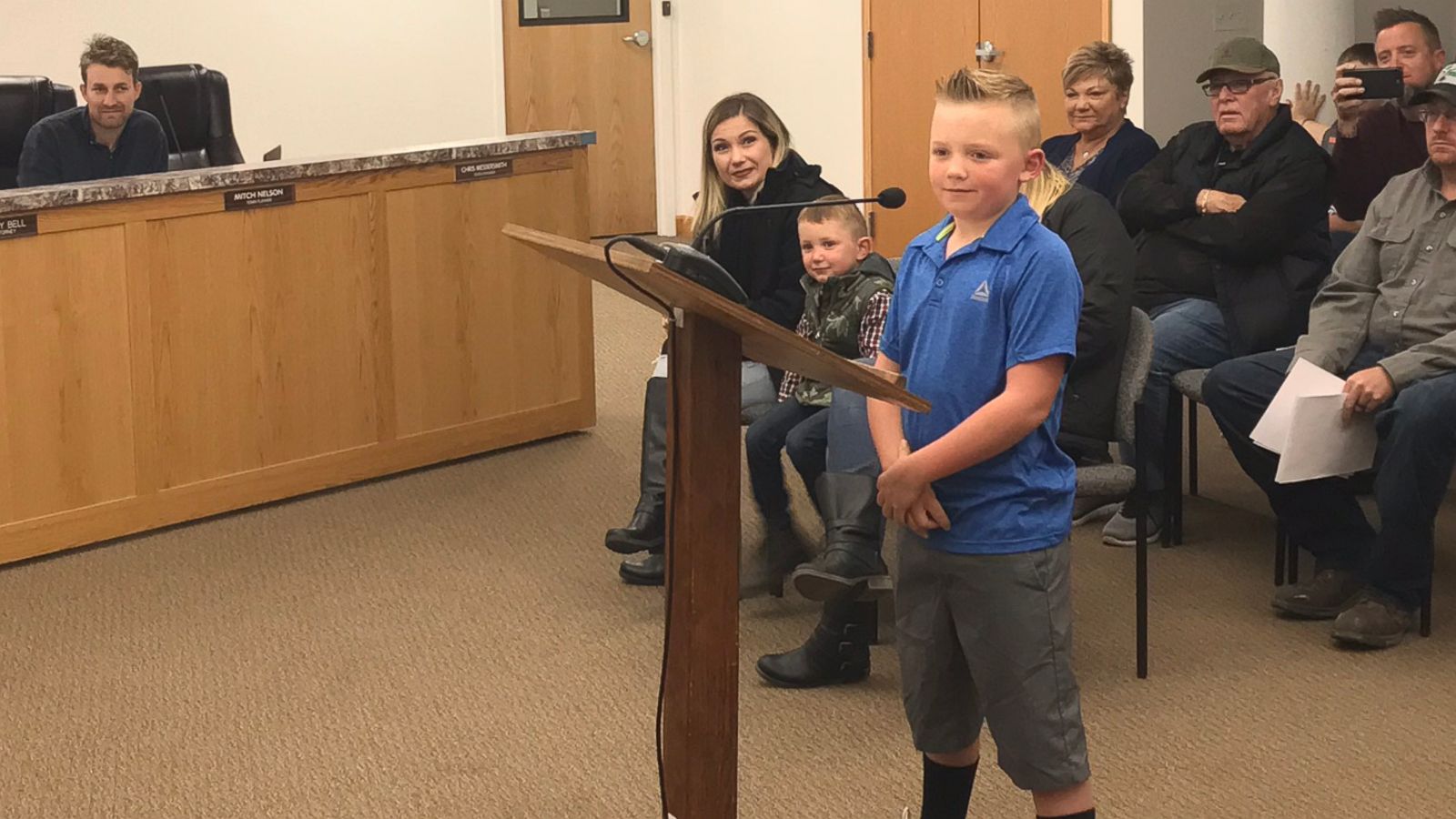 PHOTO: Dane Best, 9, appeared before the Severance, Colorado town hall to change an outdated law about throwing snowballs.