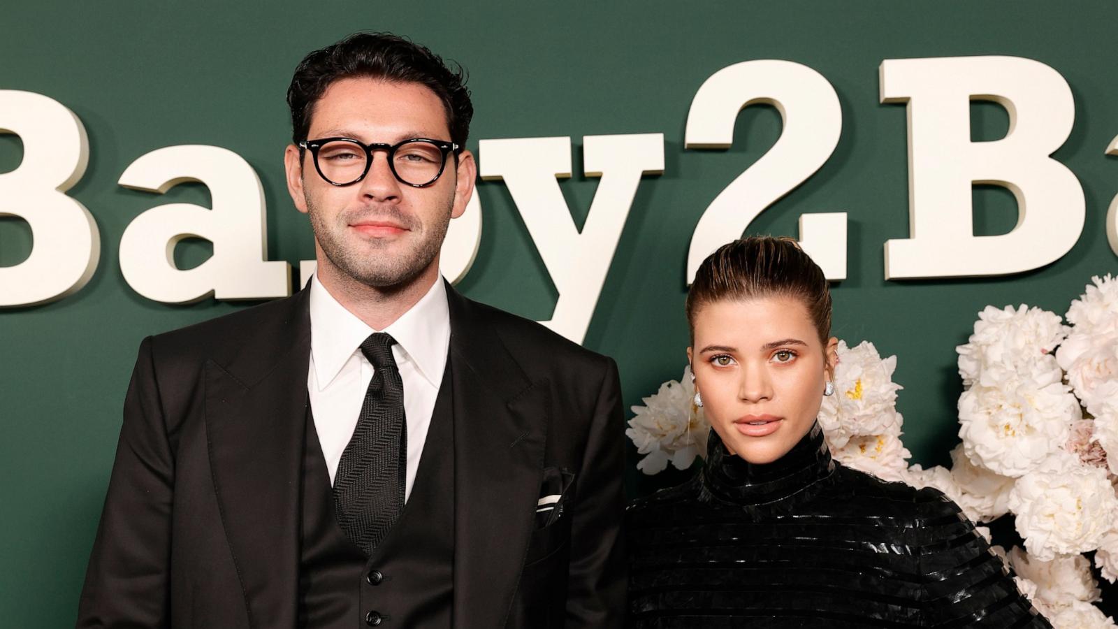 PHOTO: Elliot Grainge and Sofia Richie Grainge attend 2023 Baby2Baby Gala Presented By Paul Mitchell at Pacific Design Center on November 11, 2023 in West Hollywood, California.