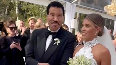 Lionel Richie shares sweet message to newly married daughter Sofia - Good  Morning America