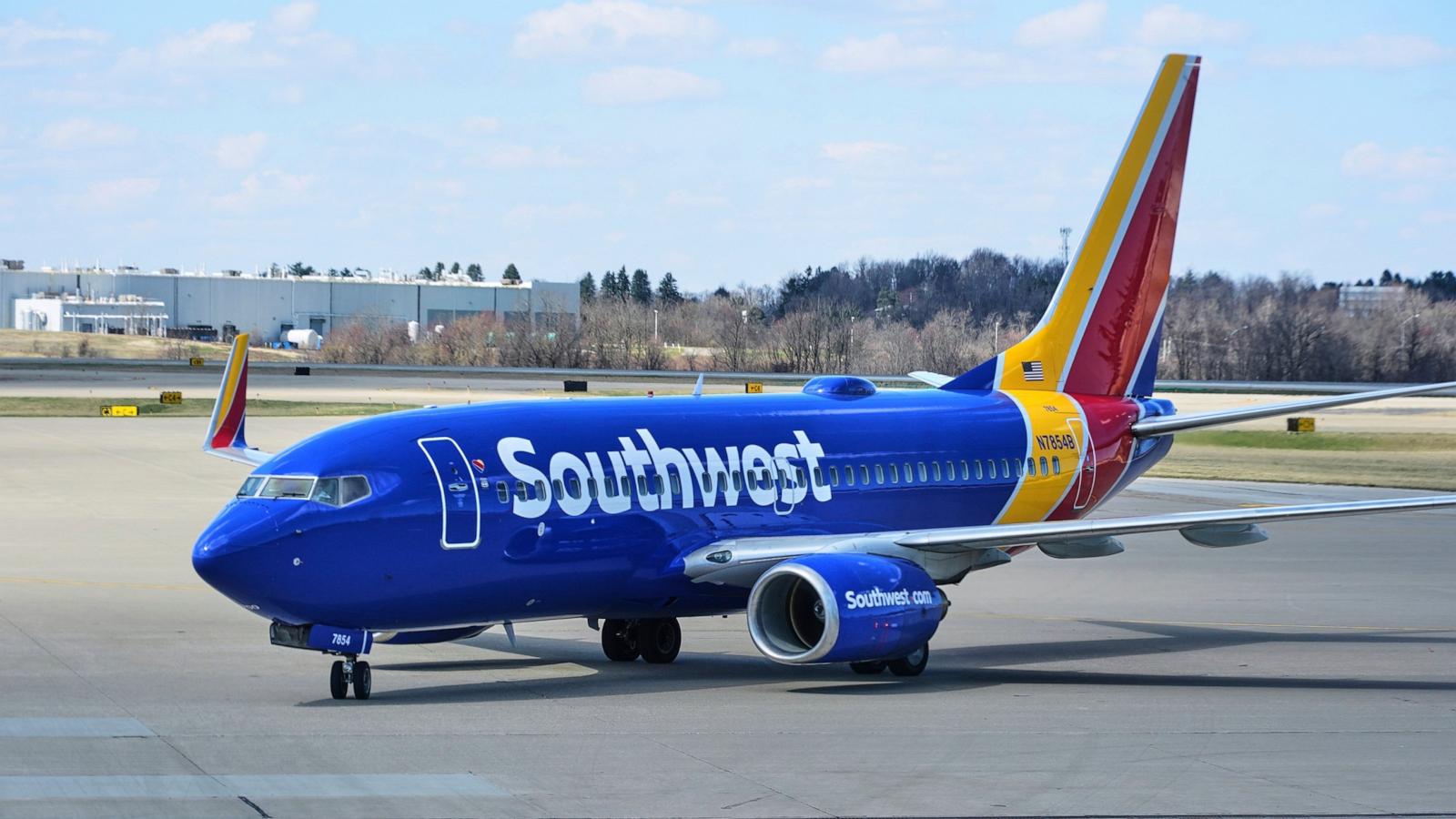 PHOTO: A Southwest Airlines plane pull into a gate at Pittsburgh International Airport in Imperial, Pa., March 27, 2025.