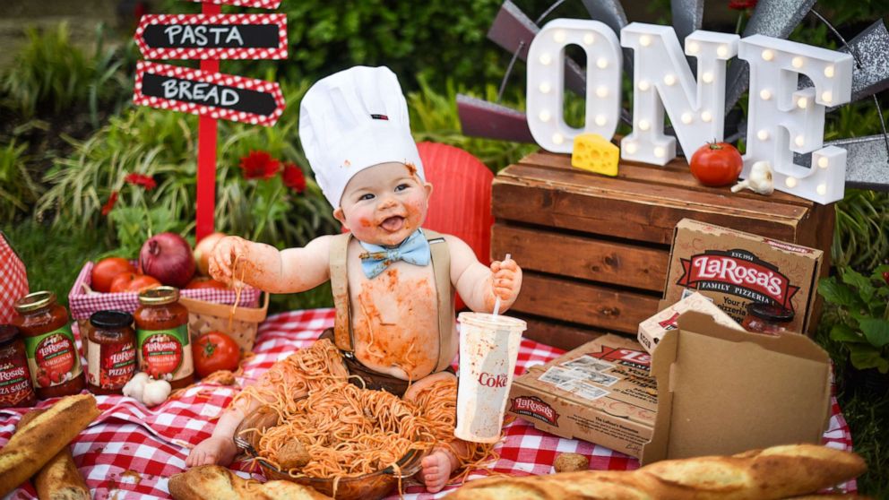 PHOTO: A toddler named Ira dove into a big bowl of spaghetti to celebrate his first birthday. Mom Becky Thaxton of Florence, Kentucky, and Kristina Herman of K Herman Photography came up with the unique idea.
