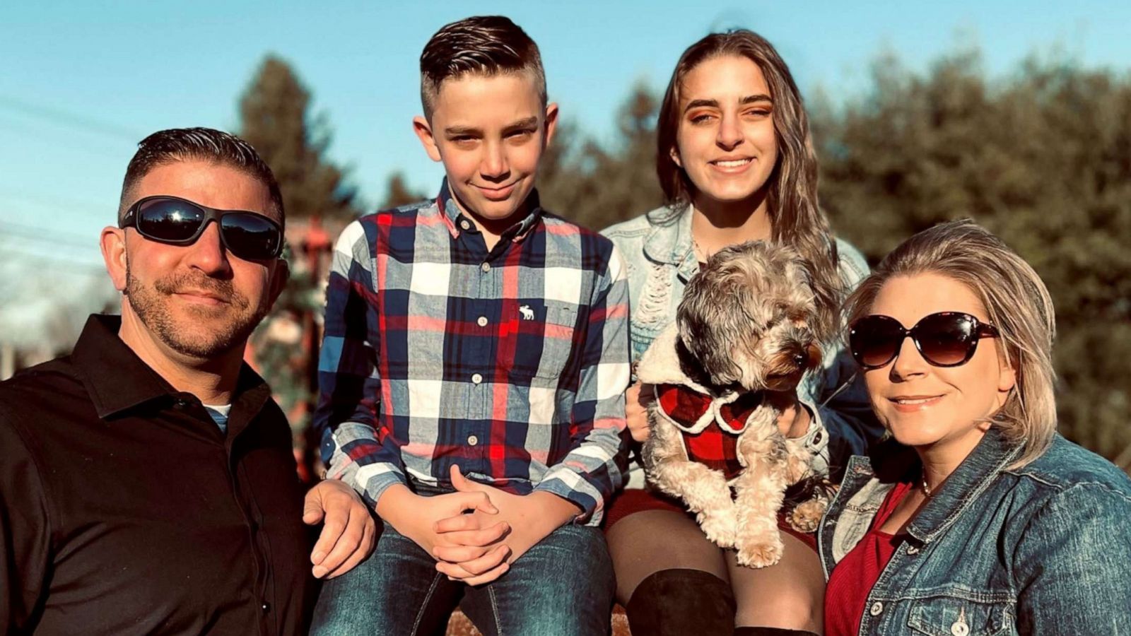 PHOTO: Kathleen and Jeffrey Spence, of Long Island, New York, pose with their children, Alexis, 19, and Ryan, 13.