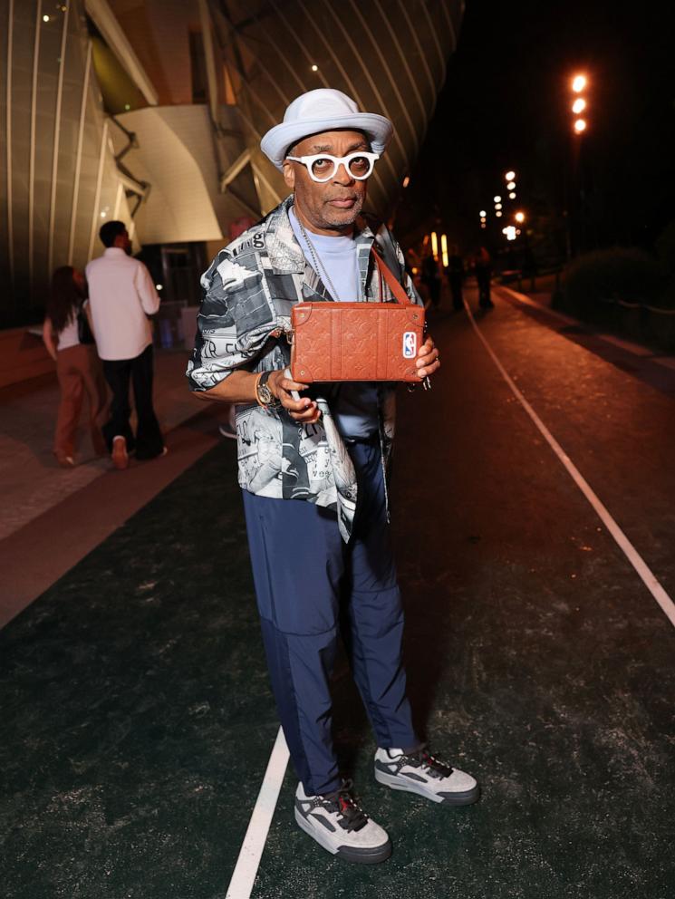 PHOTO: Spike Lee arrives 'Prelude To The Olympics' at Fondation Louis Vuitton, on July 25, 2024, in Paris.