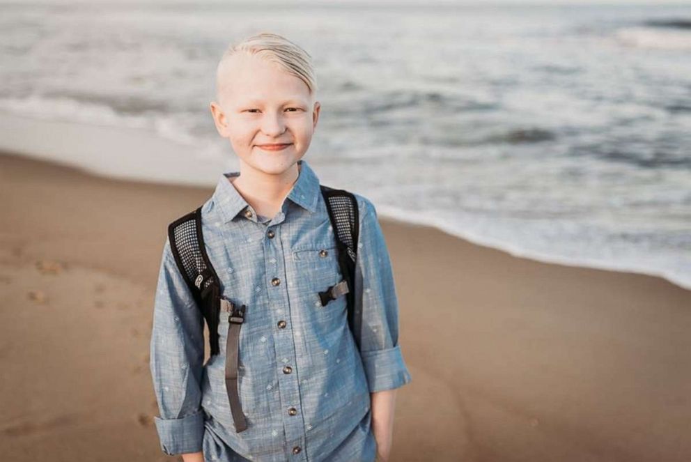 PHOTO: Alec Ingram died after a with osteosarcoma. The 14-year-old's services were held Nov. 17 in Missouri, with thousands of cars lining up on the streets to honor his memory.