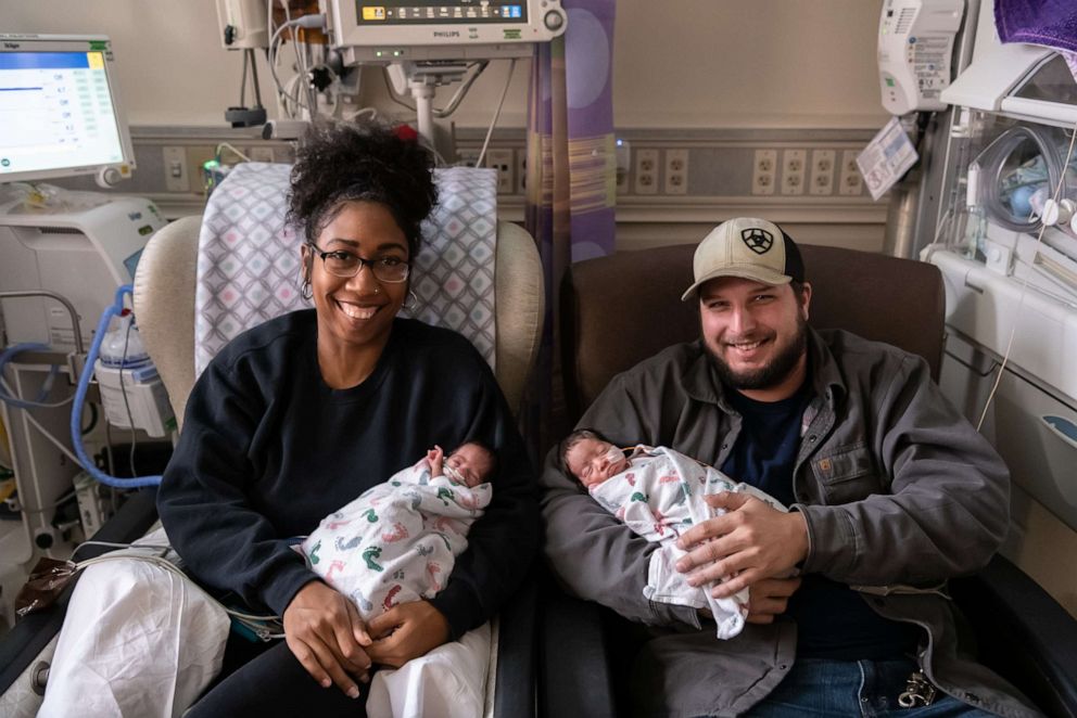 PHOTO: Whitney and Brian Riley welcomed twins at Saint Luke's Hospital in Kansas City, Mo., on Nov. 5, 2019.