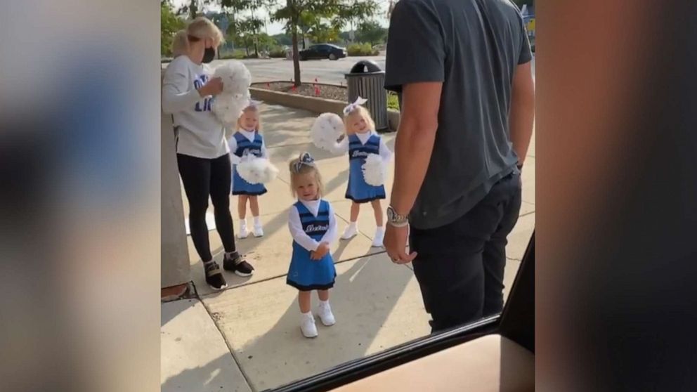 Kelly Stafford, daughters surprise Matthew Stafford with the cutest