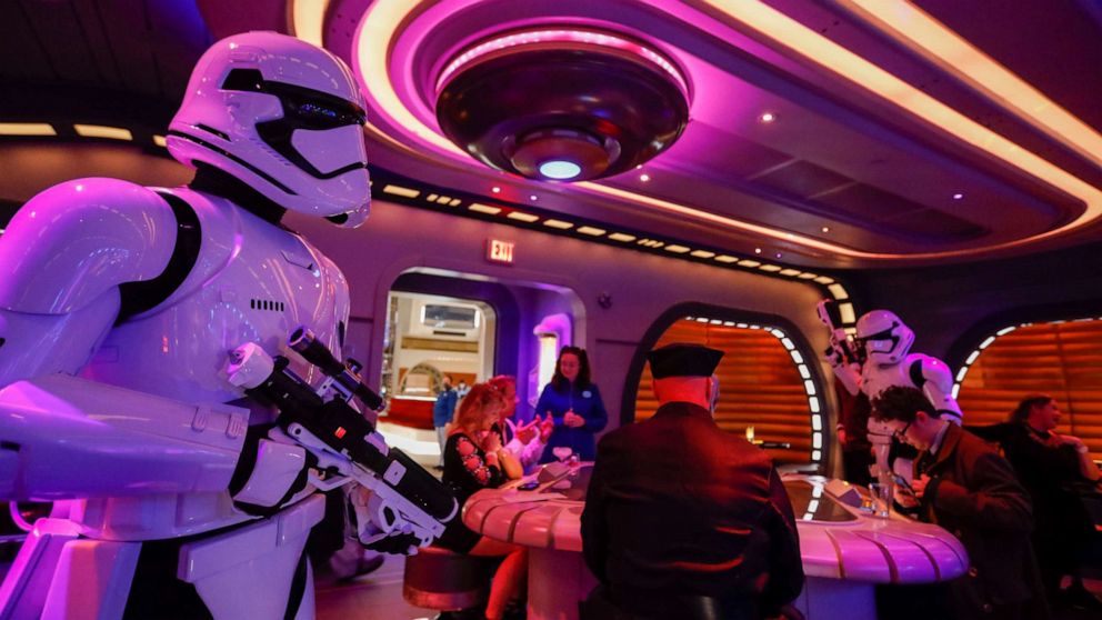 VIDEO: Sneak peek of new ‘Star Wars’ Galactic Starcruiser at Disney World’s Galaxy’s Edge