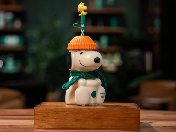 Starbucks launches fall-themed Snoopy cup, Peanuts collection