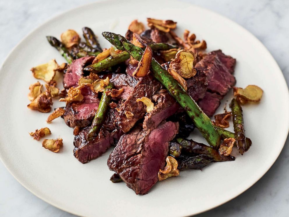 PHOTO: Jamie Olivers quick steak stir-fry from his new cookbook 5 Ingredients Quick & Easy Food.