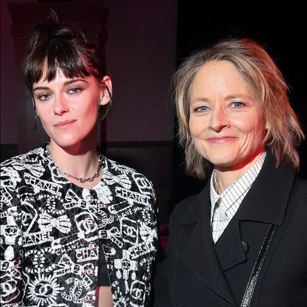 Kristen Stewart, Jodie Foster have 'Panic Room' reunion at