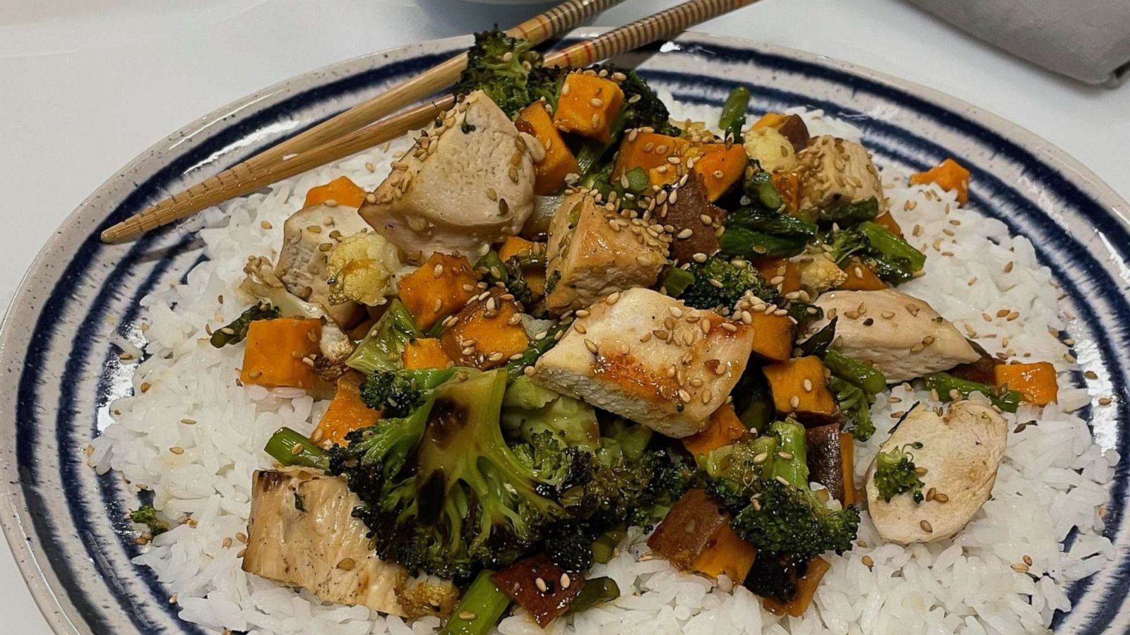 PHOTO: A chicken and veggie stir fry made by chef Michael Chernow.