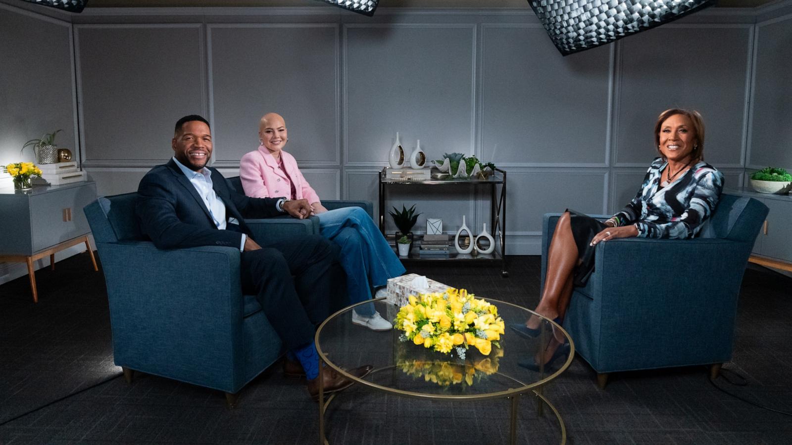 PHOTO: "GMA" co-anchor Michael Strahan and his daughter Isabella in an appearance on "Good Morning America" Jan. 11.