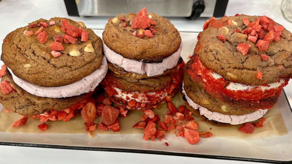 VIDEO: Chef Danielle Sepsy shares cookie sandwiches and hot fudge recipes