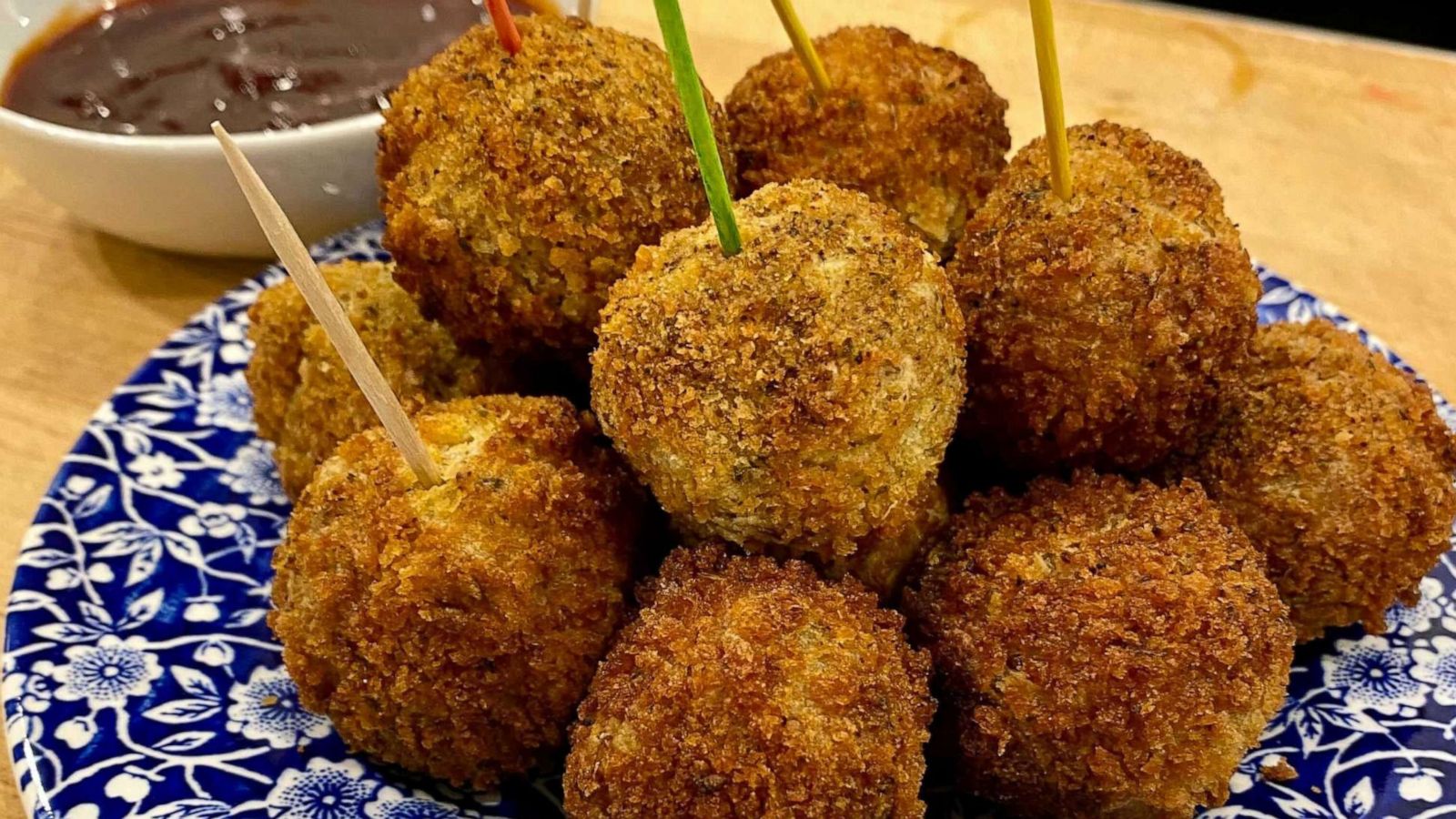 PHOTO: These fried stuffing balls with BBQ cranberry dipping sauce are a great side for Thanksgiving.