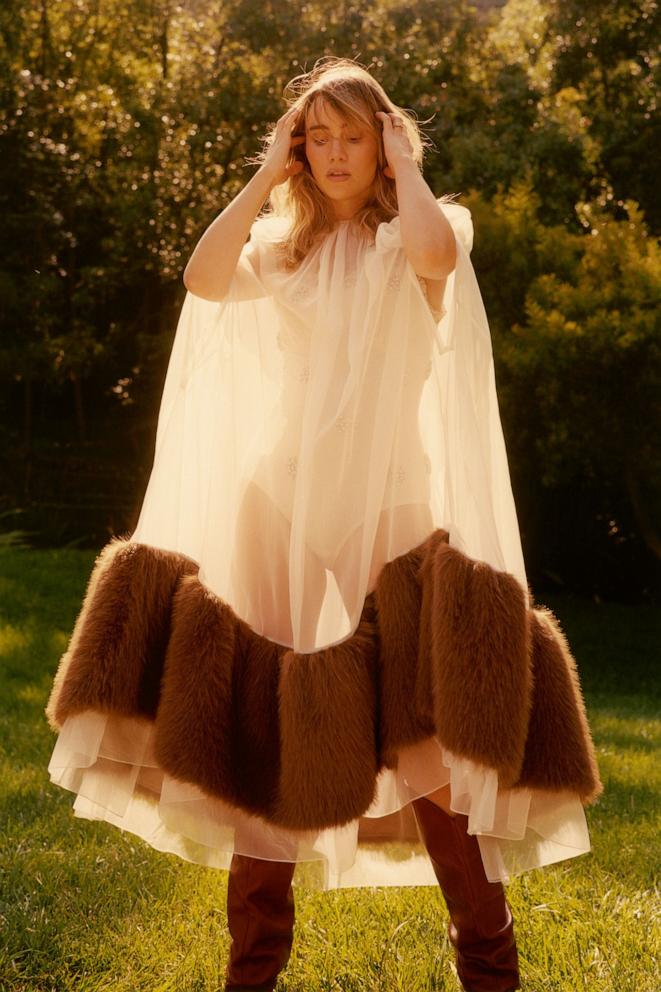 PHOTO: Suki Waterhouse for vogue