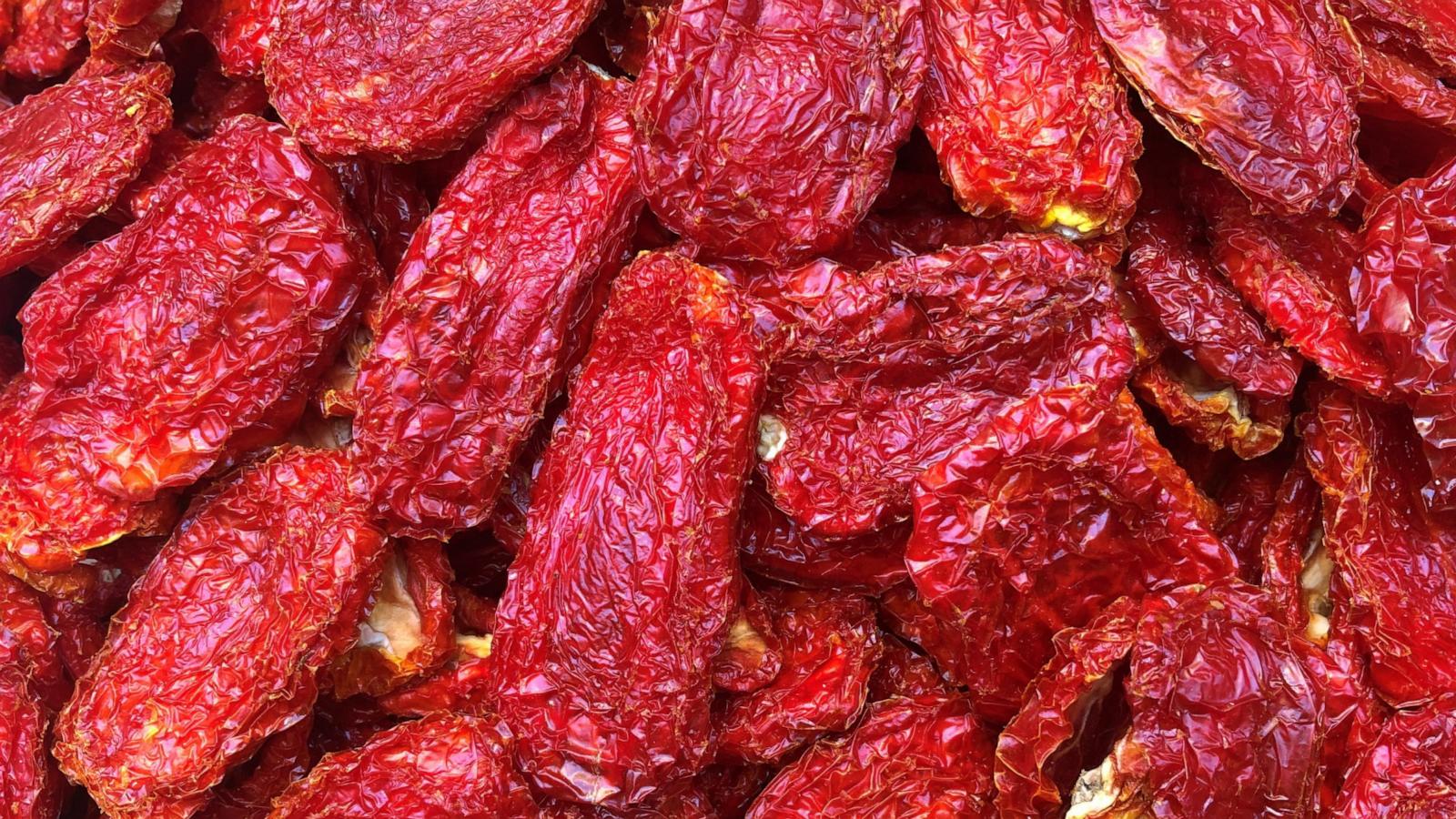 PHOTO: View of sundried tomatoes.