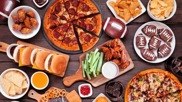 Buffalo chicken dip, chili, cheesesteaks and more top Super Bowl recipes across US