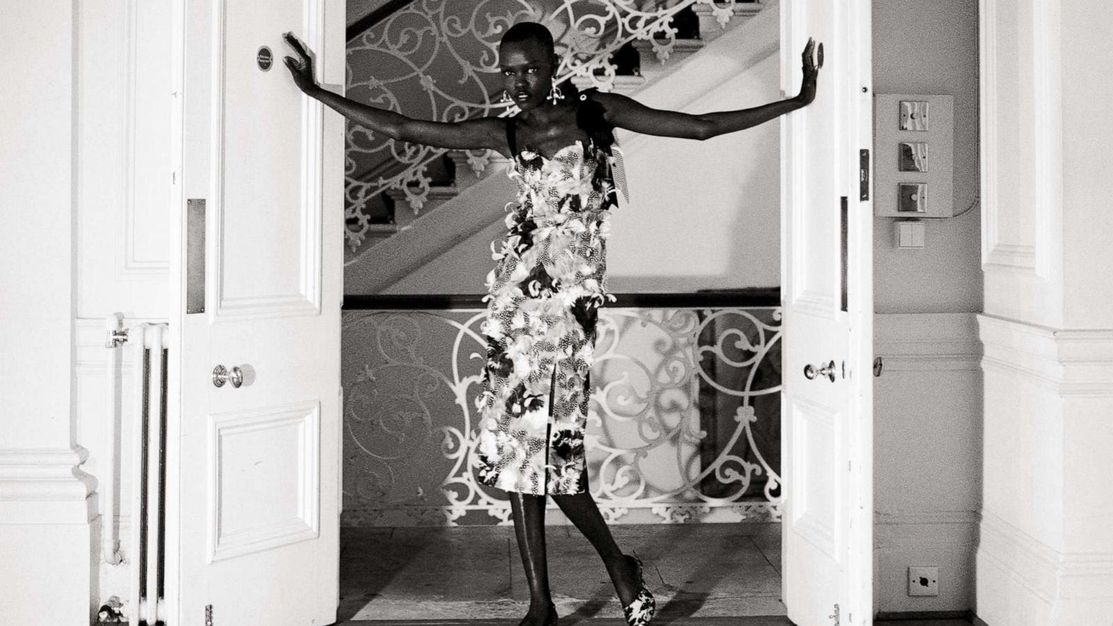 PHOTO: Grace Bol, photographed by Kuba Ryniewicz, VoguePoland, April 2018.