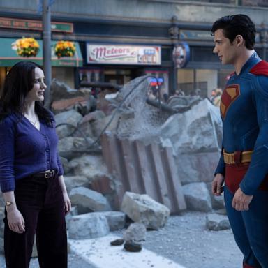 PHOTO: Rachel Brosnahan as Lois Lane and David Corenswet at Superman in Warner Bros. Pictures' "Superman."