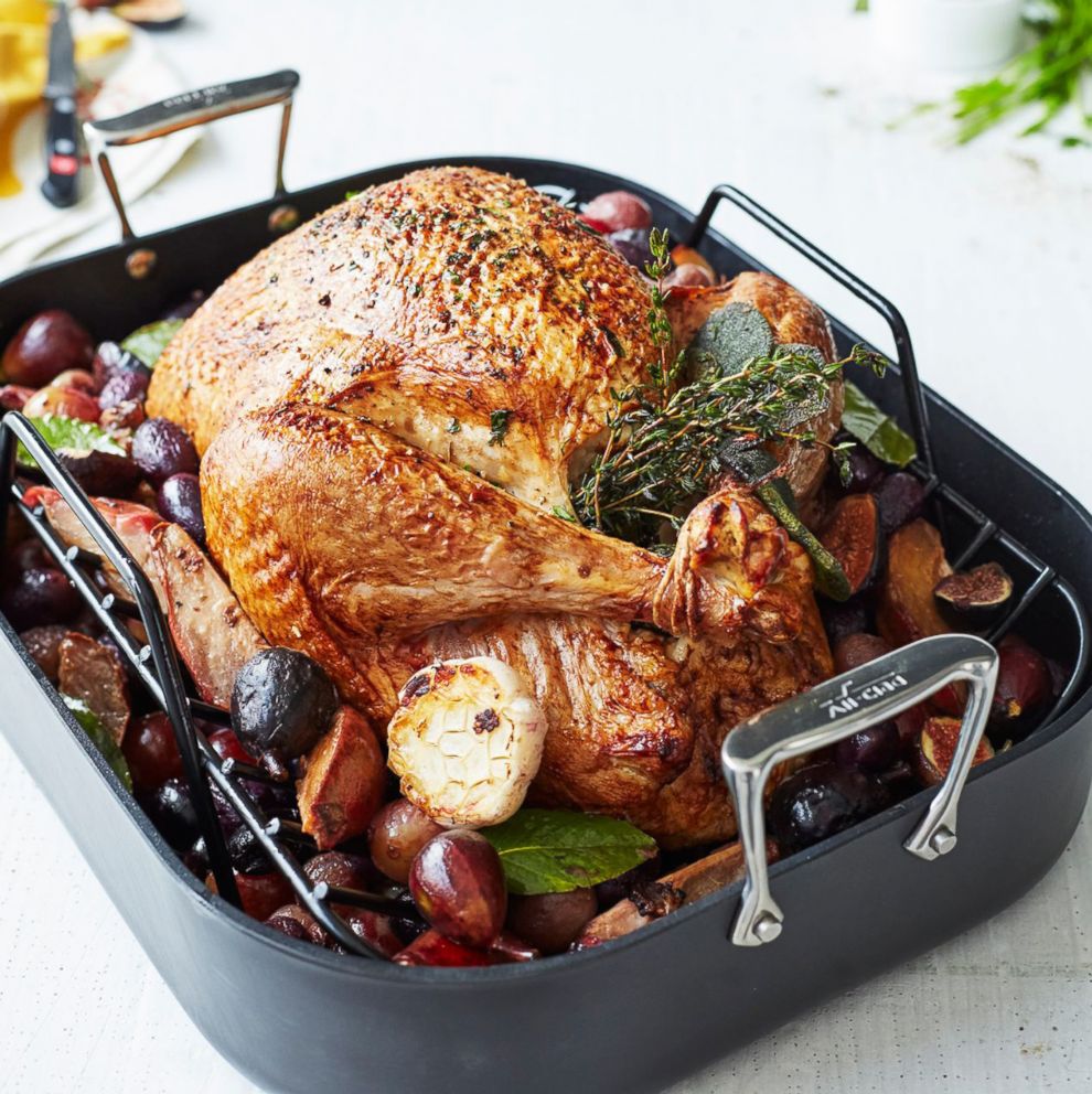 PHOTO: All-Clad HA1 Nonstick Roasting Pan with Rack, 16" x 13" from Sur La Table.