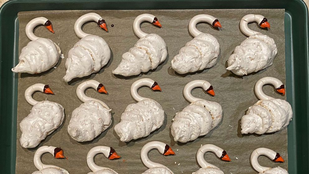 VIDEO: How to make Claire Saffitz’s vanilla coconut meringue swan cookies