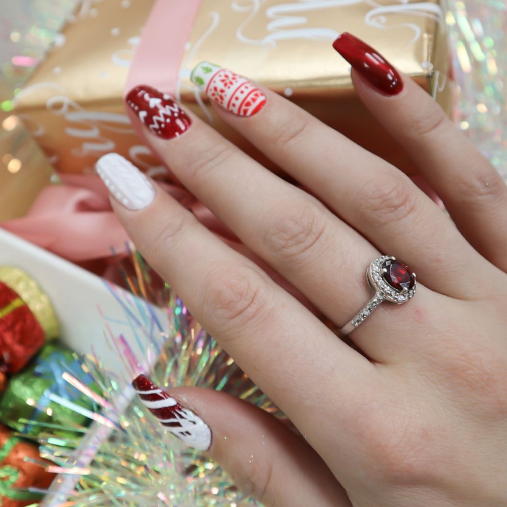 VIDEO: These Christmas sweater nails will get you in the holiday spirit 
