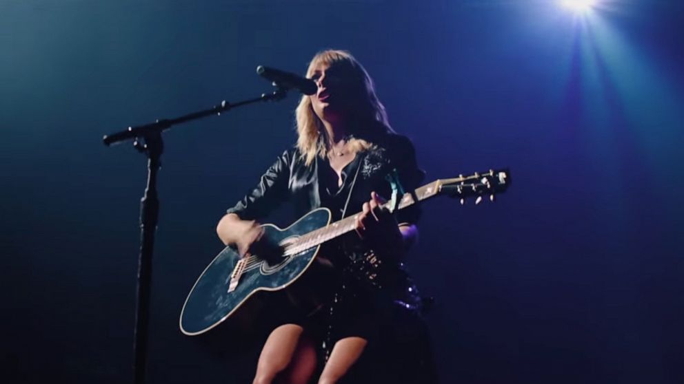 Taylor Swift Plays 'Lover' Tracks Live for the First Time in Paris: Watch
