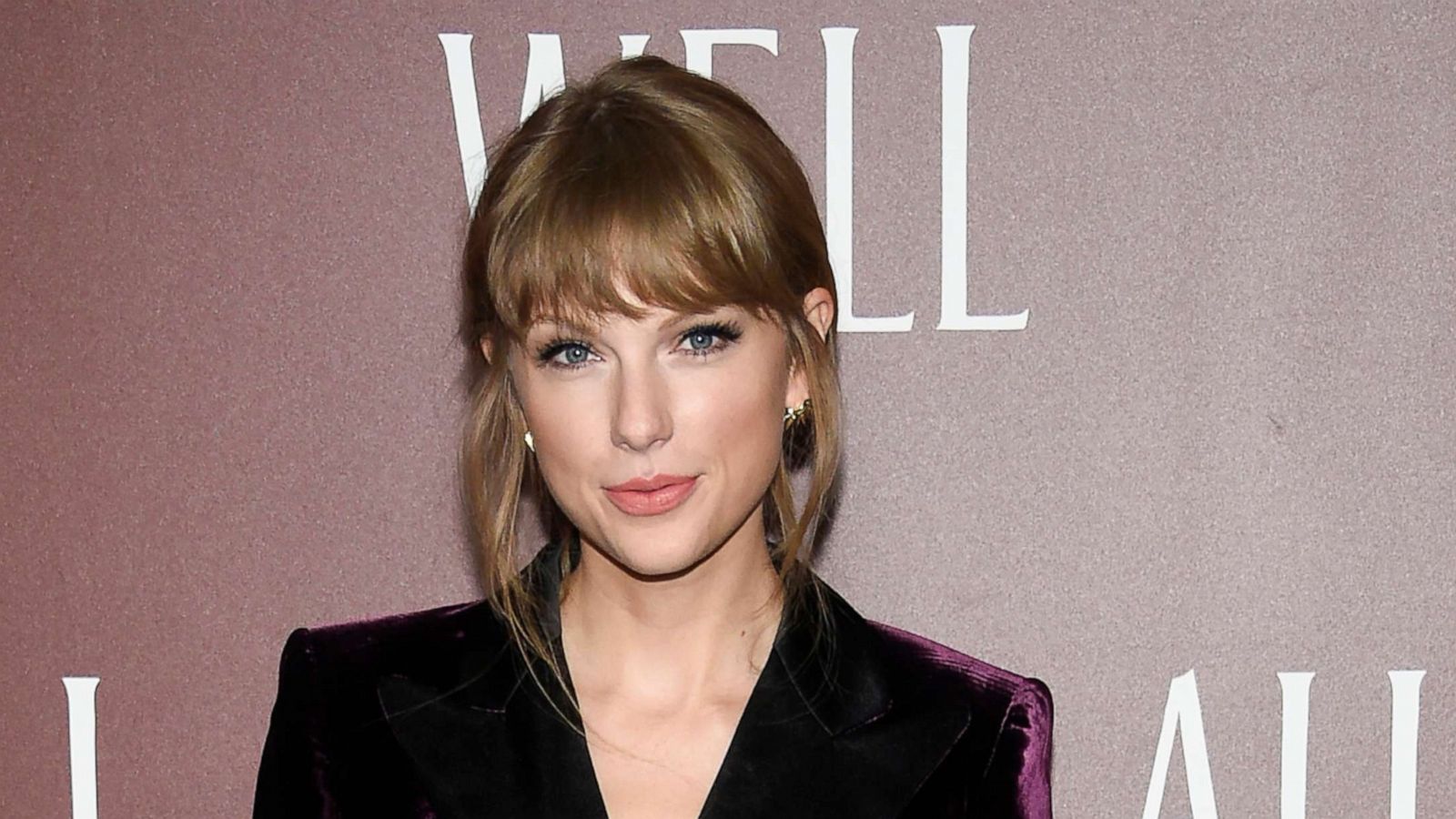 PHOTO: Taylor Swift appears at a premiere for her short film "All Too Well: The Short Film" in New York, Nov. 12, 2021.