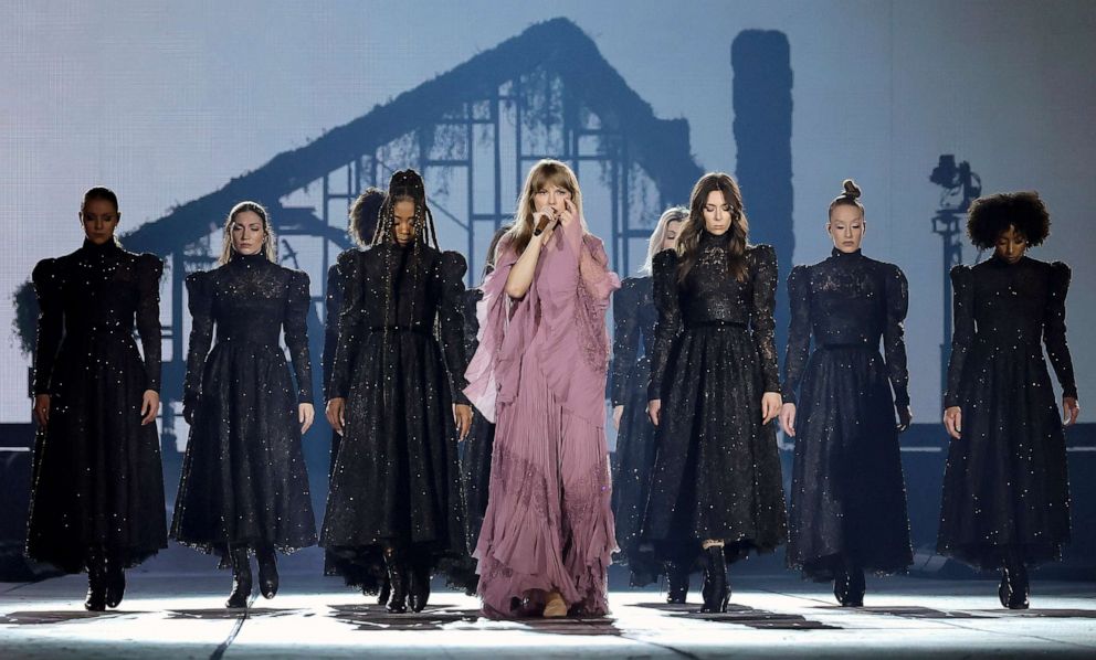 PHOTO: Taylor Swift performs onstage for the opening night of "The Eras Tour" at State Farm Stadium, March 17, 2023, in Glendale, Ariz.