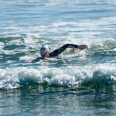 PHOTO: Catherine Breed, 33 from Marin County, reaches the beach at Coronado on Oct. 19, 2026, in Coronado, Calif.