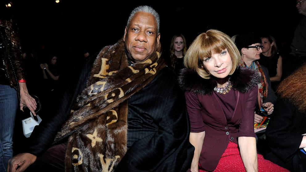 PHOTO: Andre Leon Talley and Anna Wintour attend the Donna Karan New York Fall 2011 fashion show during Mercedes-Benz Fashion Week, Feb. 14, 2011 in New York City. 