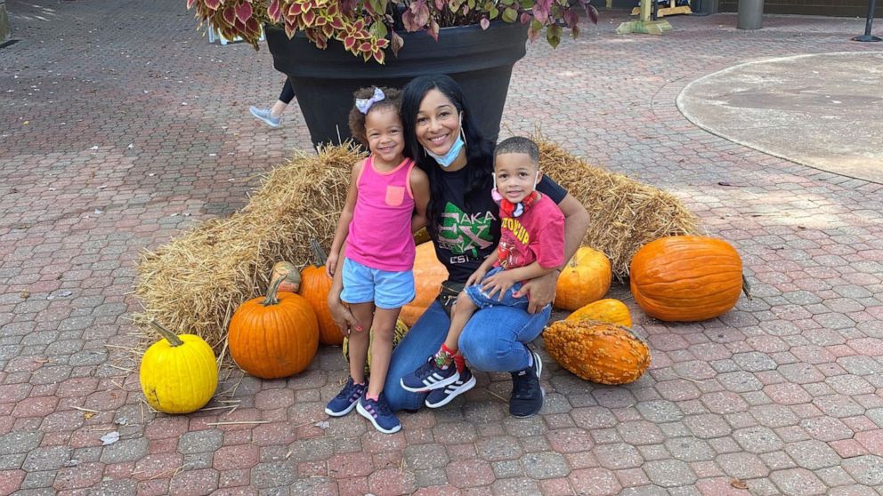 PHOTO: Tamika Parrish, of Atlanta, poses with her 4-year-old twins.