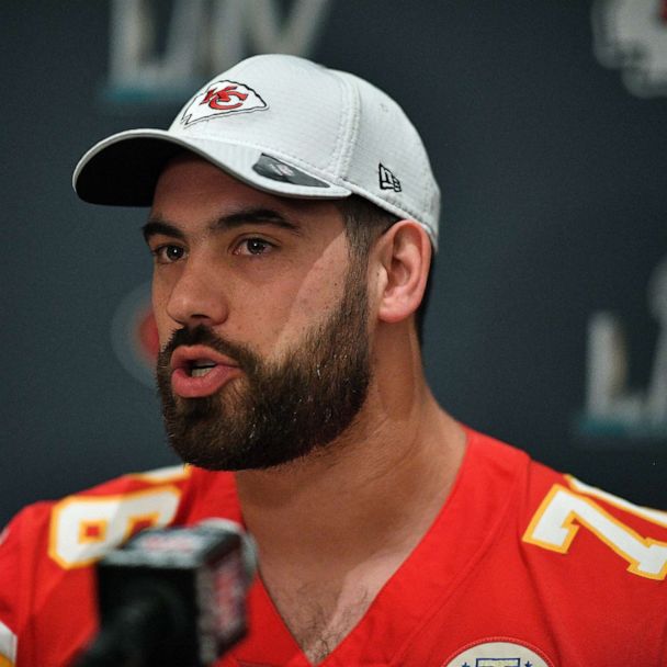 Laurent Duvernay-Tardif's Balancing Act