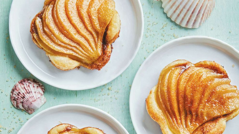 Under the Seashell Cinnamon-Pear Tarts