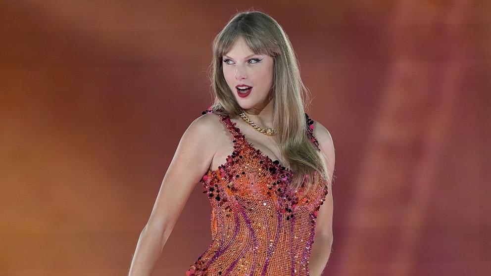 PHOTO: Taylor Swift performs at the Paris Le Defense Arena during her Eras Tour concert in Paris, May 9, 2024.