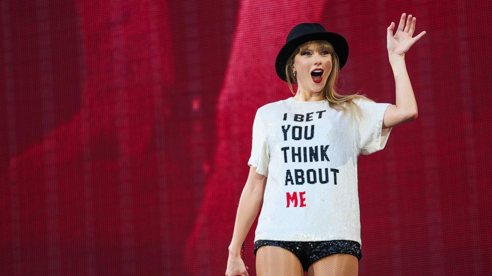 PHOTO: Taylor Swift performs onstage during "Taylor Swift The Eras Tour" at San Siro on July 13, 2024 in Milan.