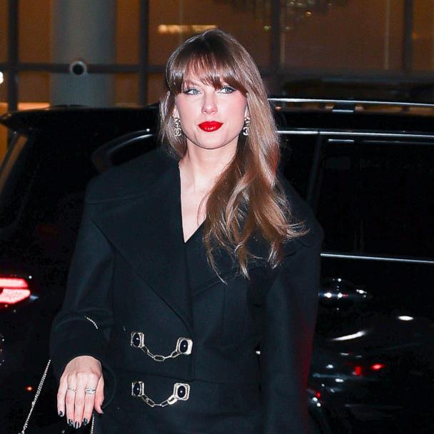 Taylor Swift is seen arriving to Nobu Downtown in Financial District on January 17, 2025 in New York City.