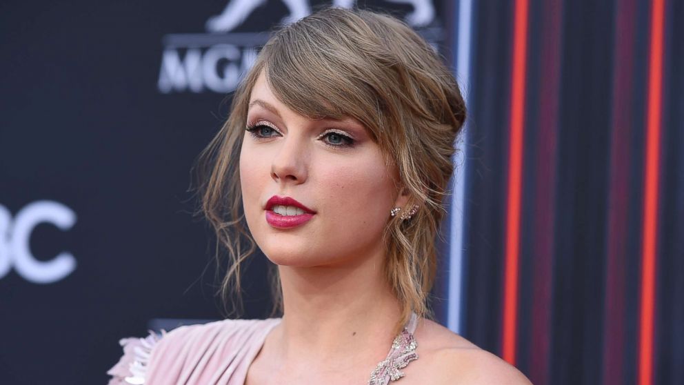 VIDEO:  Taylor Swift endorses Democrats in Tennessee with rare political statement