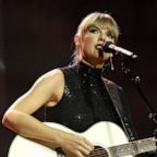 Taylor Swift kicks off Eras tour in style: See some of her most ...