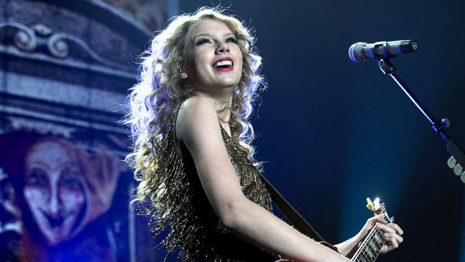 Taylor Swift announces Speak Now (Taylor's Version)