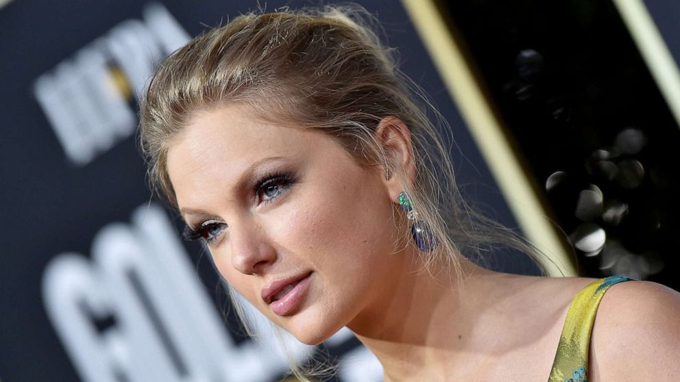 PHOTO: Taylor Swift attends the 77th Annual Golden Globe Awards at The Beverly Hilton Hotel, on Jan. 05, 2020, in Beverly Hills, Calif.