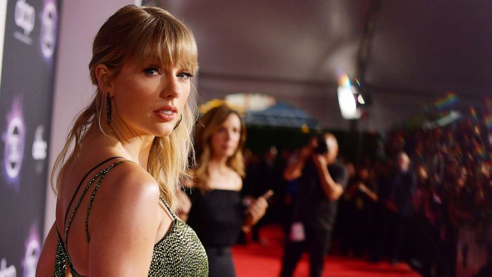 VIDEO: Taylor Swift to receive GLAAD Vanguard Award