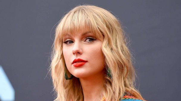 Taylor Swift Shares Teaser Trailer for 'Midnights' Music Videos – Rolling  Stone