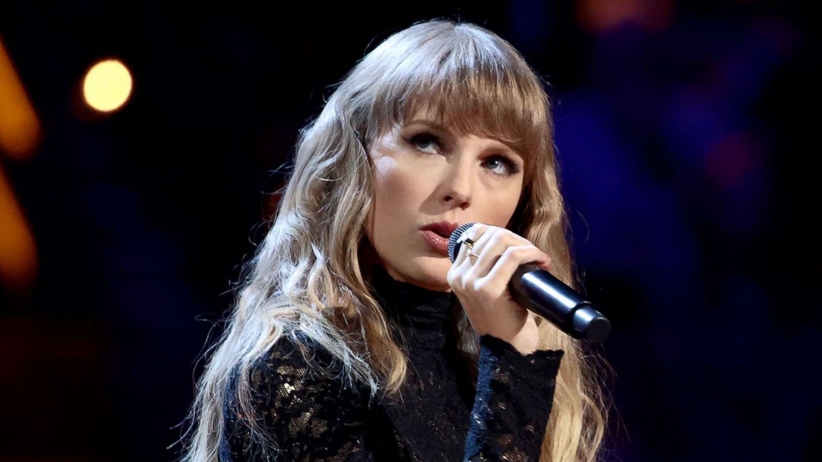 PHOTO: Taylor Swift performs onstage during the 36th Annual Rock & Roll Hall Of Fame Induction Ceremony at Rocket Mortgage Fieldhouse on Oct. 30, 2021, in Cleveland.